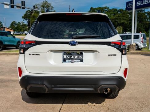 New 2026 Subaru Forester Touring AWD/4WD image 5