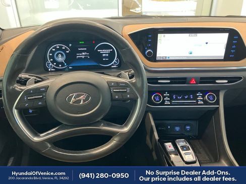 Used 2022 Hyundai Sonata Limited FWD image 3