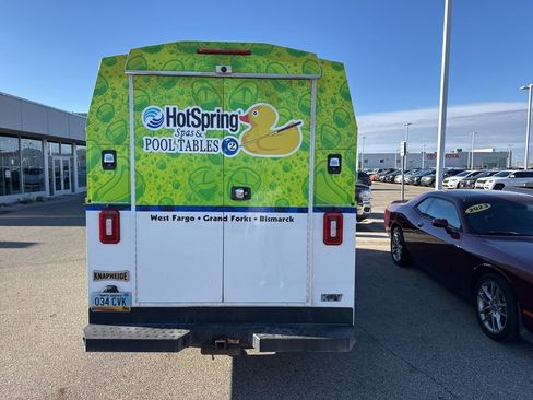 Used 2018 RAM ProMaster 3500 w/ Premium Appearance Group image 4