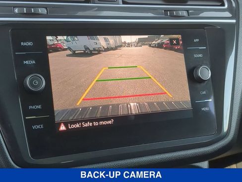 Used 2024 Volkswagen Tiguan SE R-Line AWD/4WD image 14