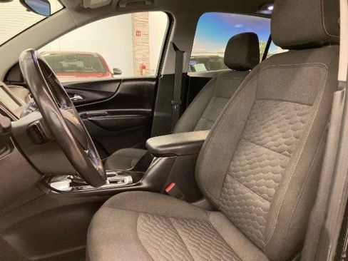 Used 2019 Chevrolet Equinox LT FWD image 10
