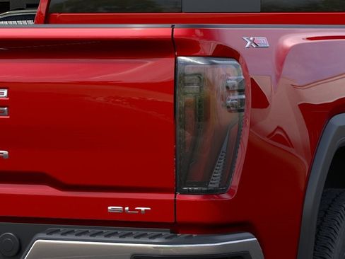New 2026 GMC Sierra 2500 SLT w/ SLT Premium Package AWD/4WD image 11