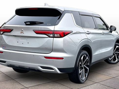 Used 2024 Mitsubishi Outlander SE AWD/4WD image 12