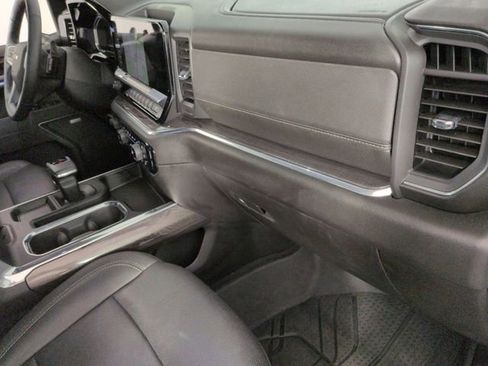 Used 2025 Chevrolet Silverado 1500 LTZ w/ LTZ Premium Package image 35