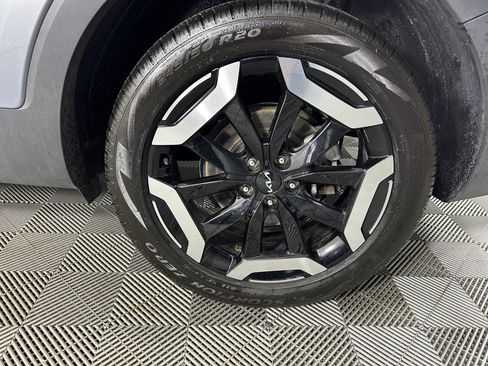 Used 2025 Kia Telluride S image 31