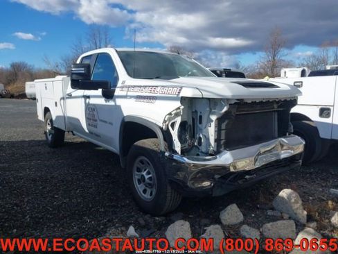 Used 2023 Chevrolet Silverado 3500 W/T w/ WT Convenience Package image 2