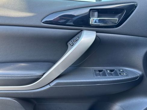 Used 2025 Mitsubishi Eclipse Cross SE image 11