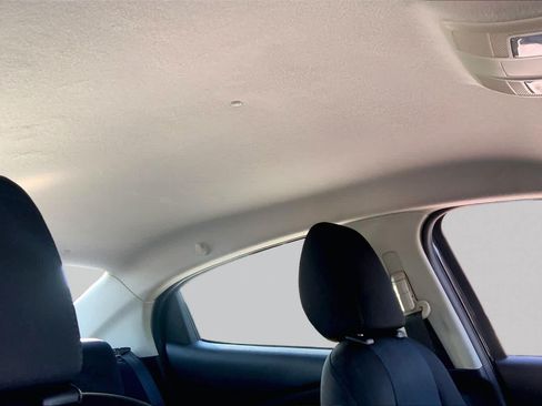 Used 2017 Toyota Yaris iA FWD image 11