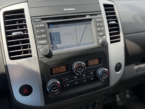 Used 2014 Nissan Frontier PRO-4X w/ Pro-4x Luxury Package AWD/4WD image 22