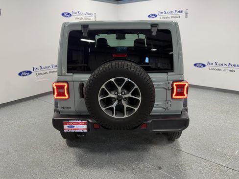 Used 2024 Jeep Wrangler Sport S image 5