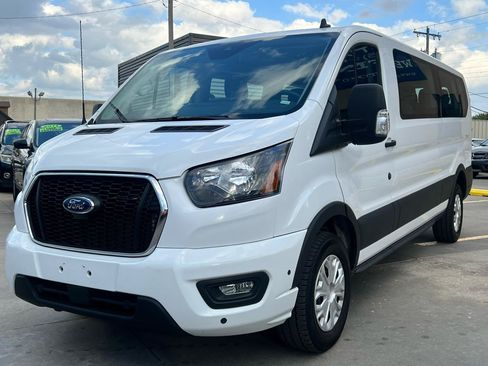 Used 2025 Ford Transit 350 XLT RWD image 3
