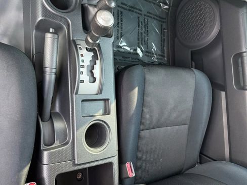 Used 2010 Toyota FJ Cruiser Sport Utility 2D image 16