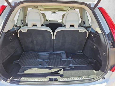 Used 2024 Volvo XC90 T8 Ultimate w/ Lounge Package AWD/4WD image 6