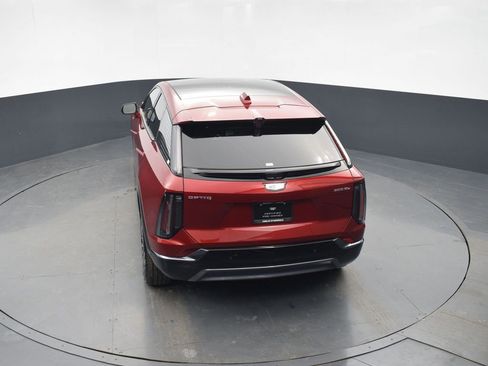 Certified 2025 Cadillac Optiq Sport 2 w/ LPO, Floor Liner Package image 49