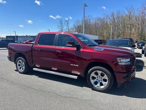 Used 2022 RAM 1500 Big Horn AWD/4WD image 3