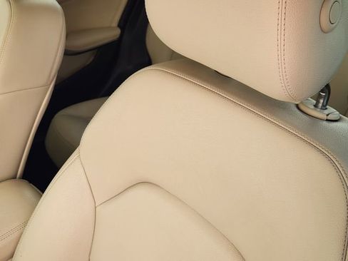 Used 2020 Mercedes-Benz GLA 250 4MATIC image 15