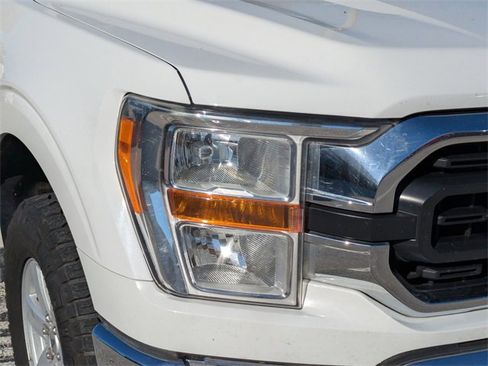 Used 2021 Ford F150 XLT w/ Trailer Tow Package image 9