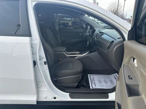 Used 2015 Kia Sportage LX image 18