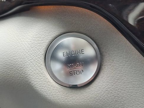 Used 2014 Mercedes-Benz ML 350 4MATIC image 21