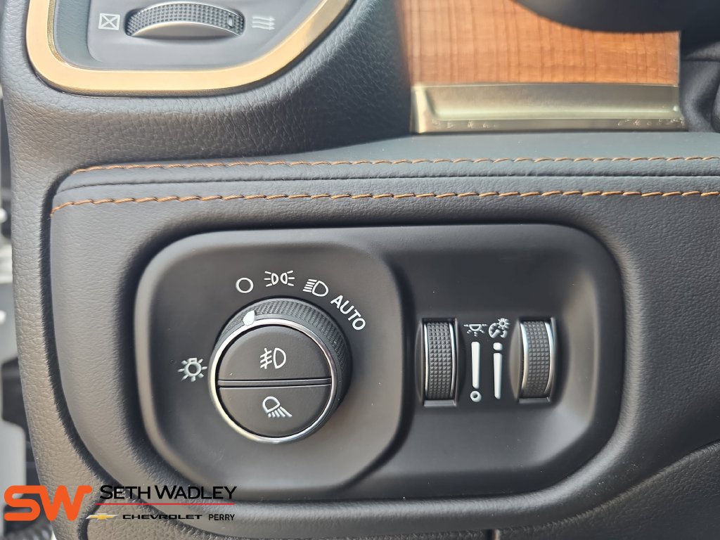 Used 2022 RAM 1500 Limited w/ Bed Utility Group AWD/4WD image 25