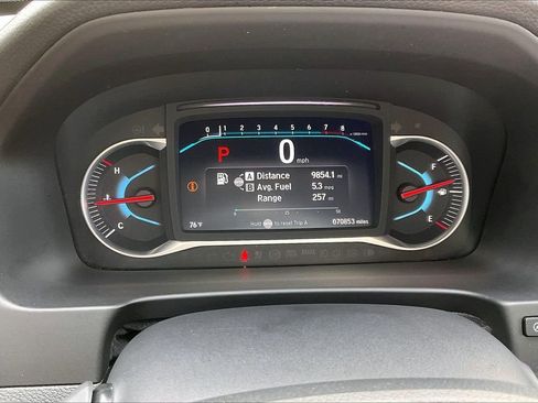 Used 2020 Honda Pilot Touring image 13