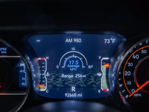 Used 2018 Jeep Wrangler Unlimited Sahara AWD/4WD image 48