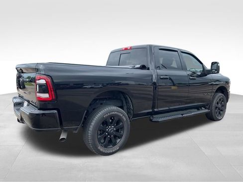 Used 2024 RAM 2500 Big Horn w/ Night Edition AWD/4WD image 4