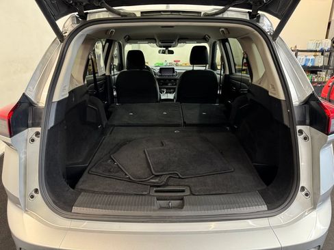 Used 2024 Nissan Rogue SV AWD/4WD image 7