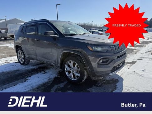 Used 2022 Jeep Compass Limited image 1