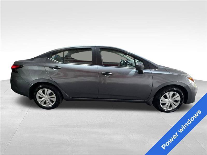 Used 2024 Nissan Versa S FWD image 4