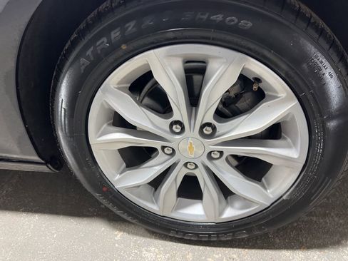 Used 2023 Chevrolet Malibu LT image 48