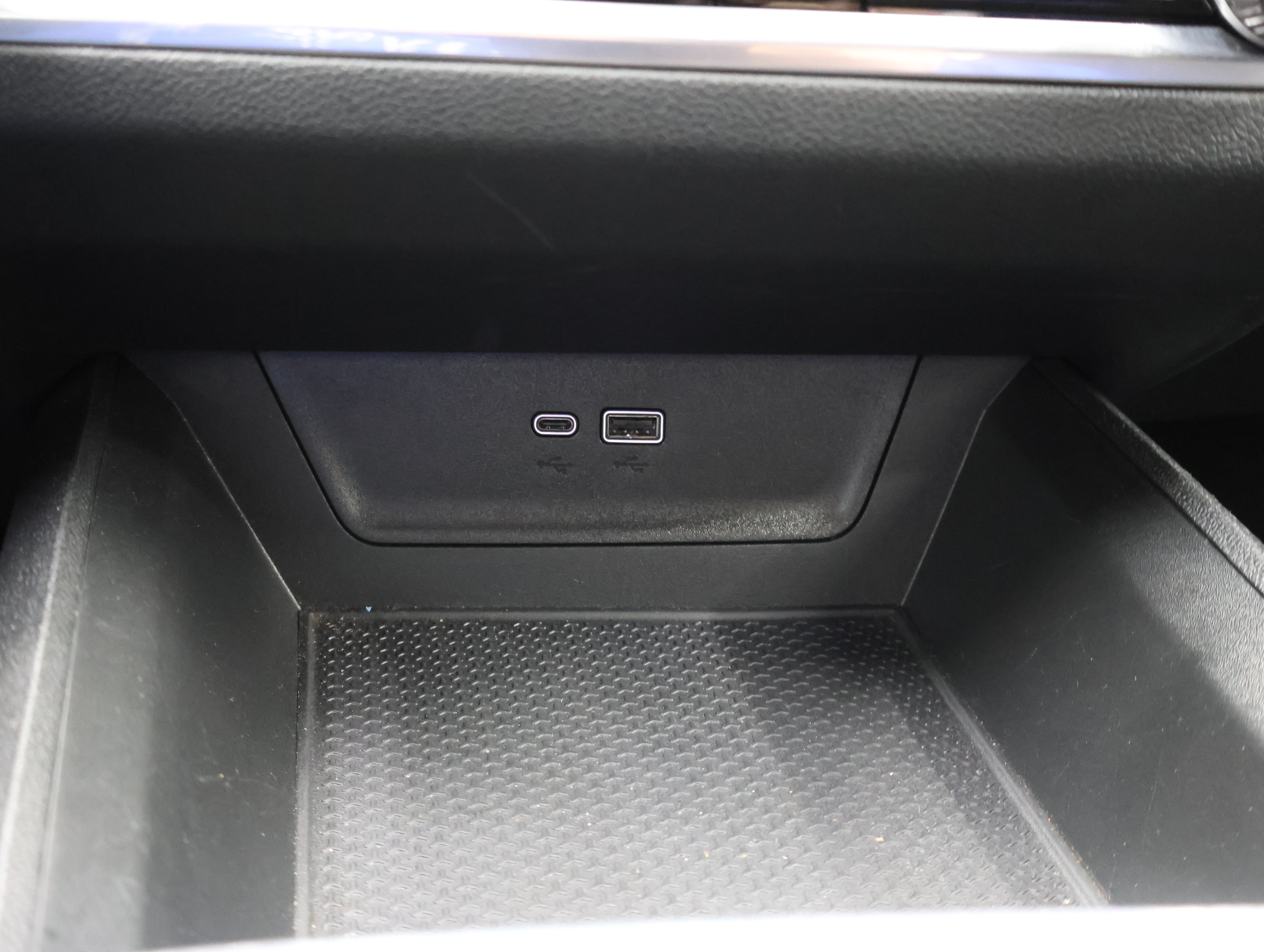 Used 2026 Chevrolet Equinox LT AWD/4WD image 42
