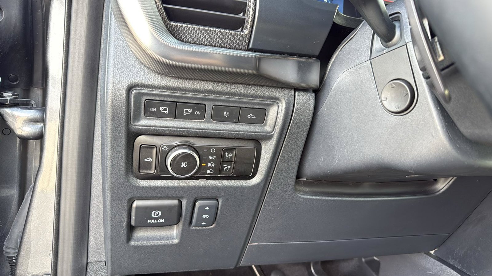 Used 2024 Ford F150 Raptor AWD/4WD image 23