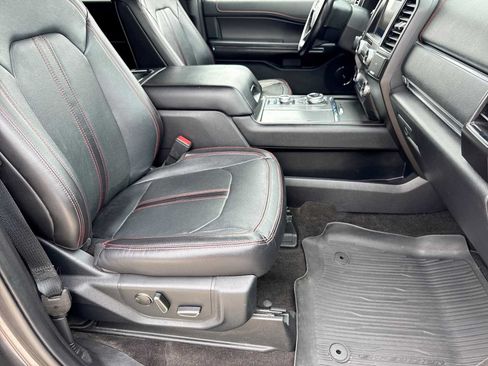 Used 2020 Ford Expedition Limited w/ Equipment Group 303A AWD/4WD image 23