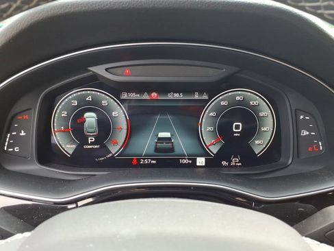 Used 2024 Audi Q8 Premium Plus AWD/4WD image 26
