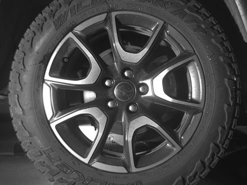 Used 2025 Jeep Compass Trailhawk AWD/4WD image 15