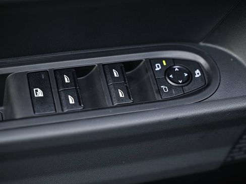 New 2026 MINI Cooper 4-Door Hardtop FWD image 17