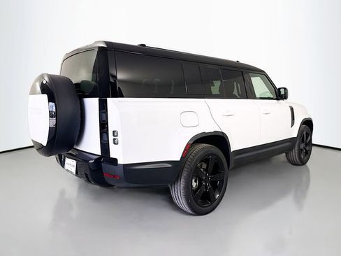New 2026 Land Rover Defender 130 S AWD/4WD image 5