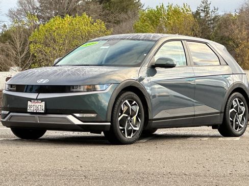 Certified 2024 Hyundai Ioniq 5 SEL image 8