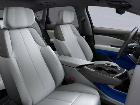 New 2025 Cadillac Optiq Sport 1 w/ LPO, Floor Liner Package image 33