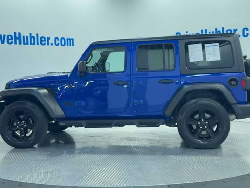 Used 2020 Jeep Wrangler Unlimited Sport image 2