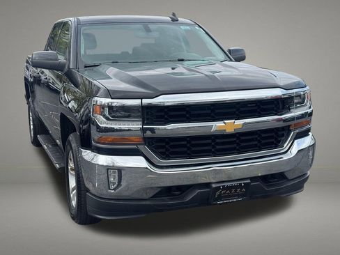Used 2018 Chevrolet Silverado 1500 LT w/ All Star Edition AWD/4WD image 8