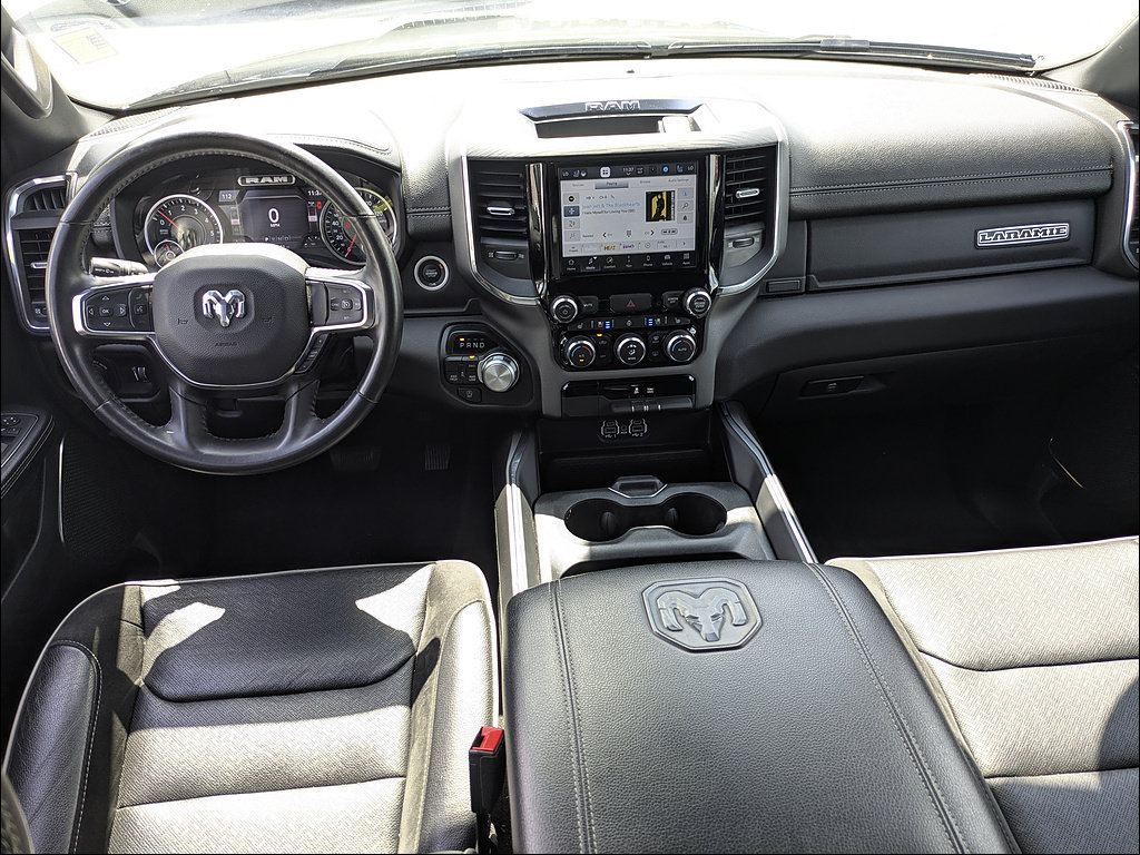 Used 2024 RAM 1500 Laramie AWD/4WD image 15