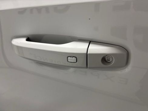 New 2026 Chevrolet Tahoe RST w/ RST Capability Package image 10