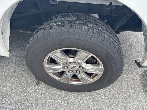 Used 2017 Ford F150 XLT w/ Equipment Group 302A Luxury image 8