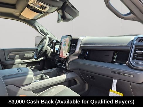 New 2026 RAM 3500 Limited AWD/4WD image 17