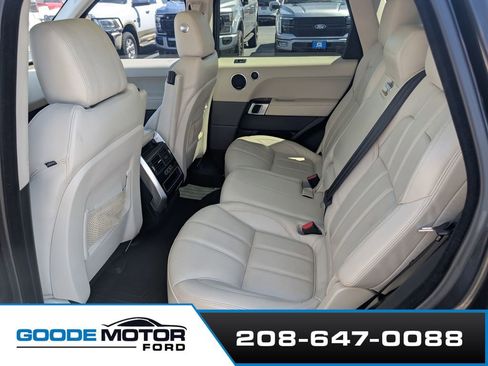 Used 2016 Land Rover Range Rover Sport HSE AWD/4WD image 9
