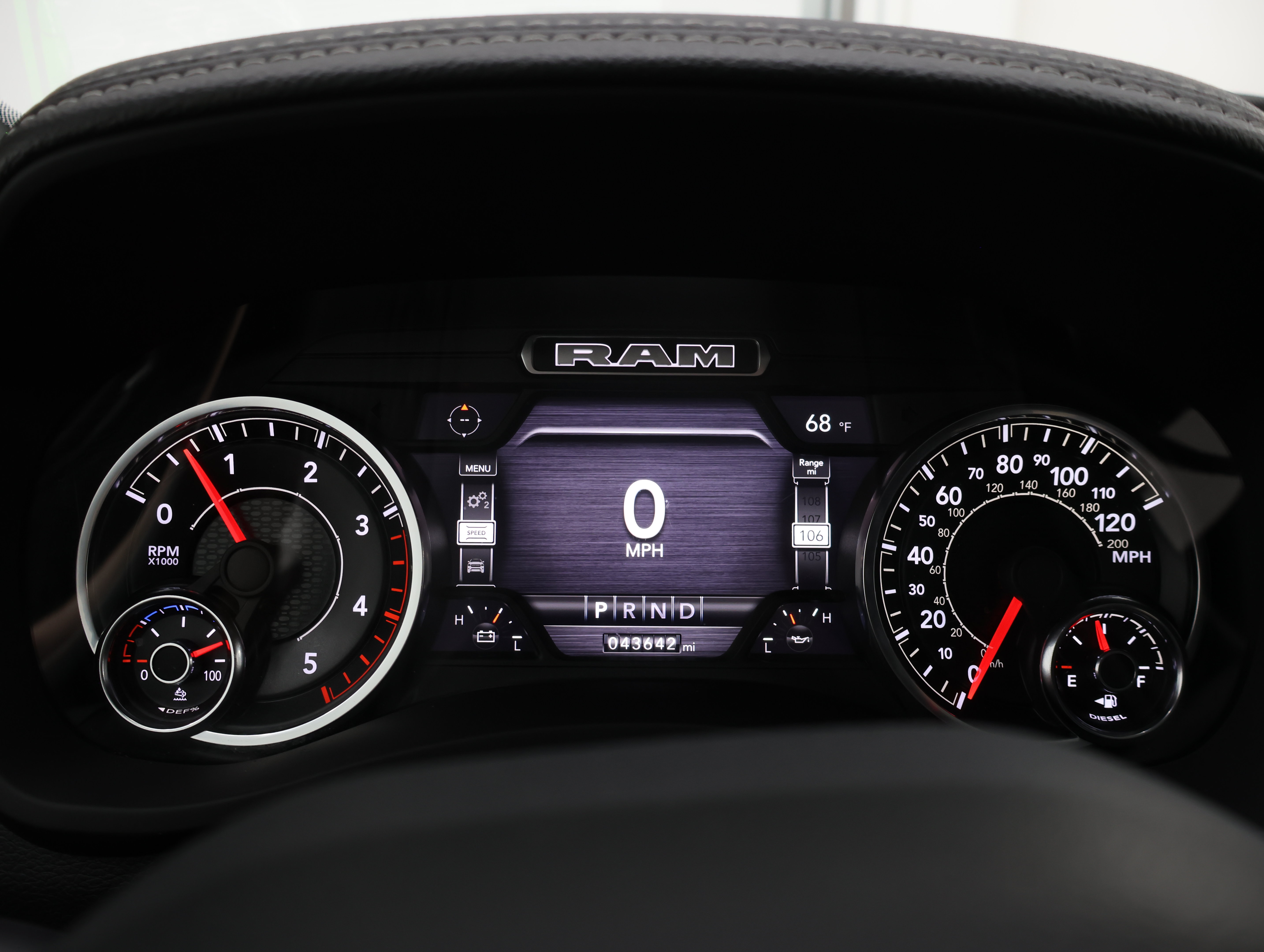 Used 2022 RAM 2500 Laramie w/ Night Edition AWD/4WD image 10