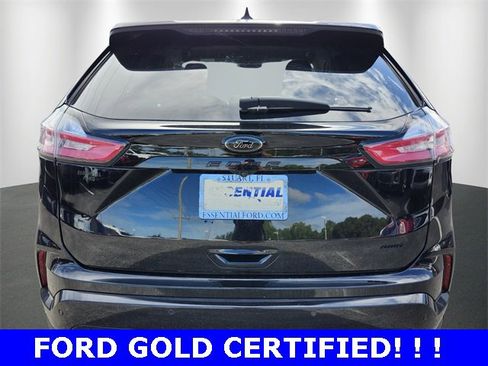 Used 2024 Ford Edge SE w/ Black Appearance Package image 3