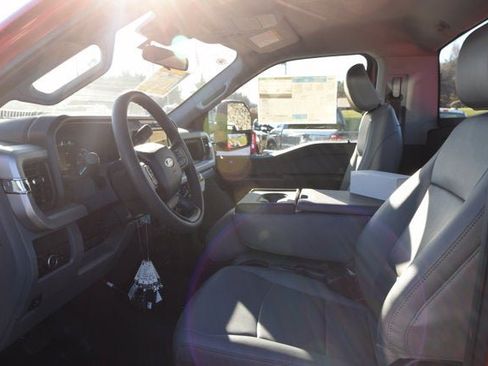 New 2026 Ford F350 XL w/ XL Chrome Package image 5